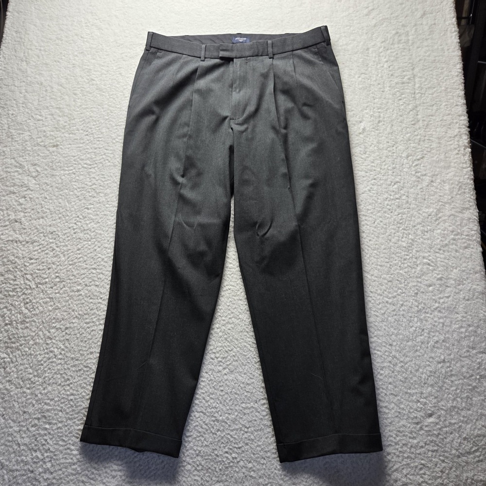 Dockers Dress Pants Mens 39x30 Gray Pleated Stain Defender Individual Fit